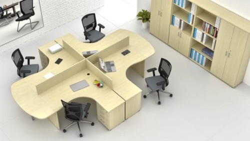 Zestaw nr 6 - cztery biurka w układzie łączonym środkowo - OfficeMarket ...